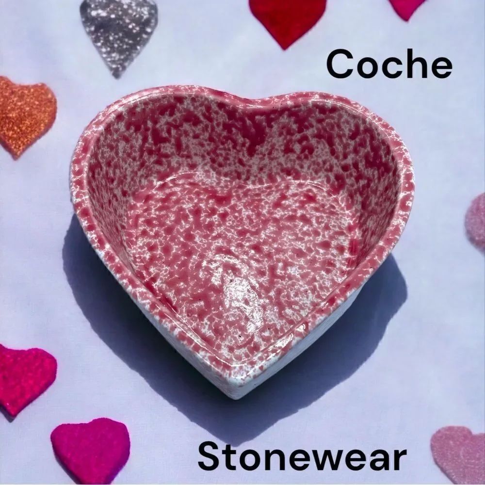 Coche l Heart Shaped Stonewear l Speckled Red & White Heart l Home l Kitchen